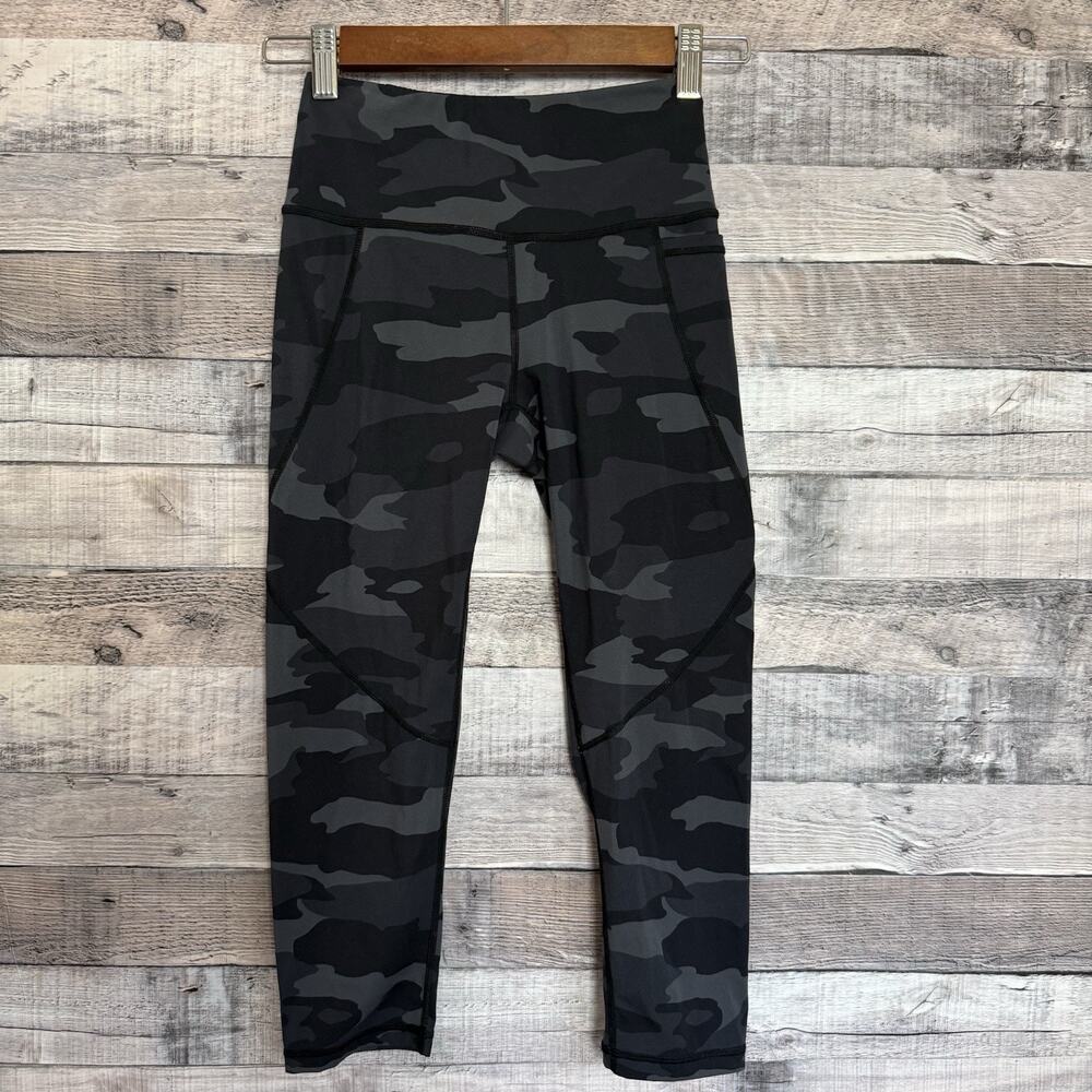 Sweaty Betty Power Cropped Gym Legging XX-Small Black Camo Print